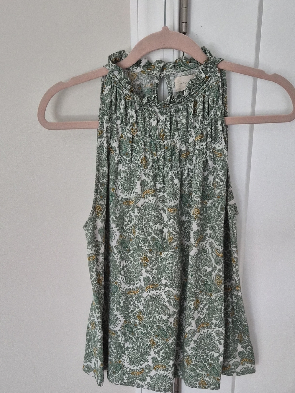 MELLODAY Green and White Paisley Halter Tank with Gold Accents